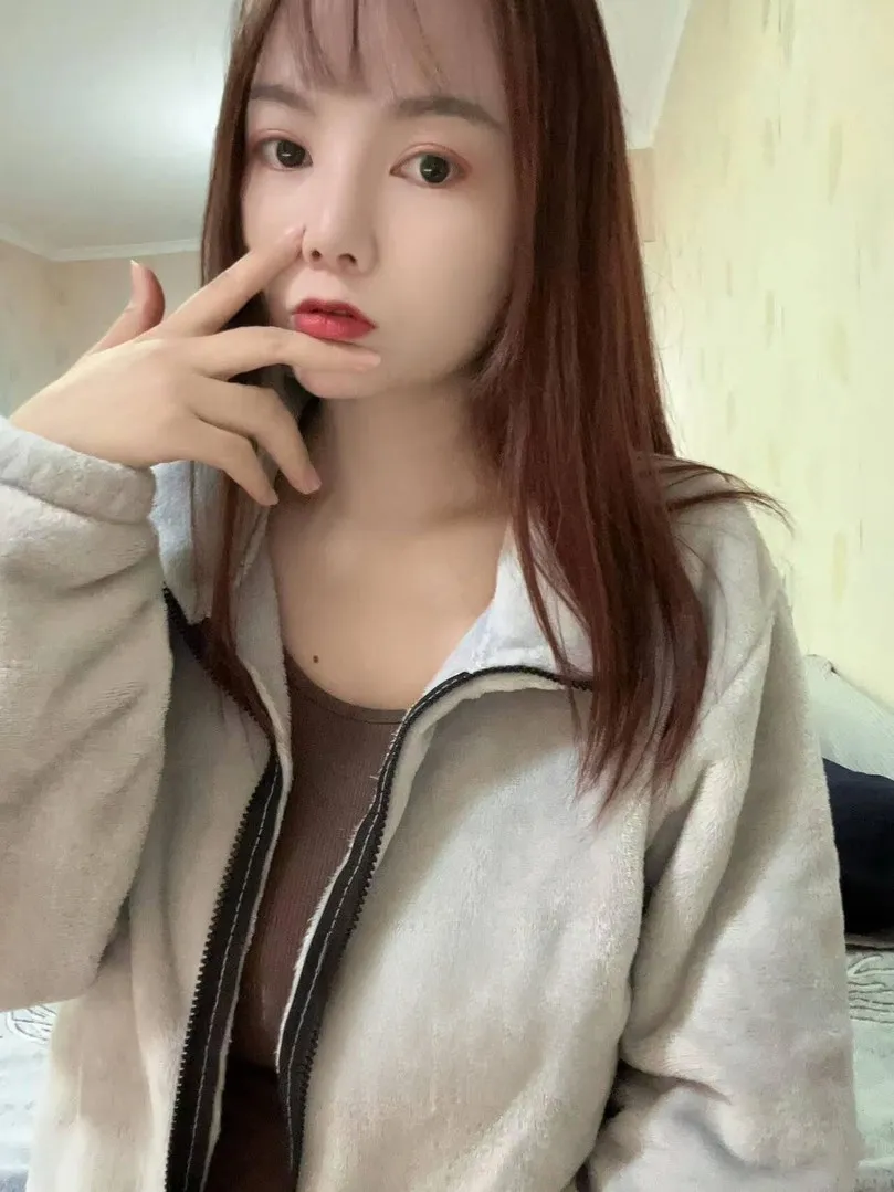 江宁大奶萌妹
