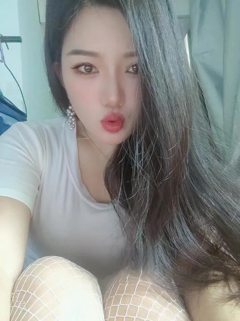 水床双飞姐妹花