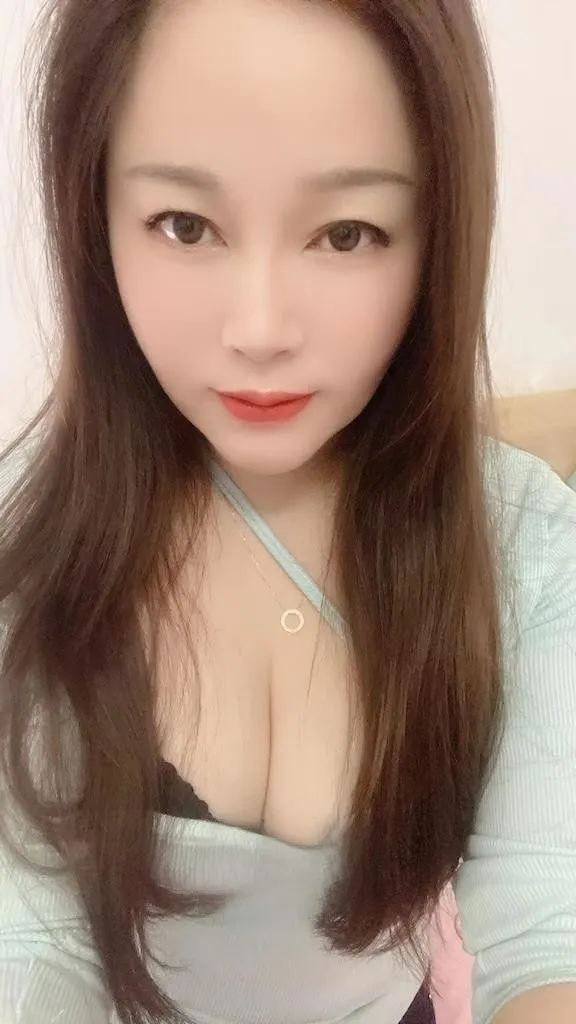 大奶骚婷婷