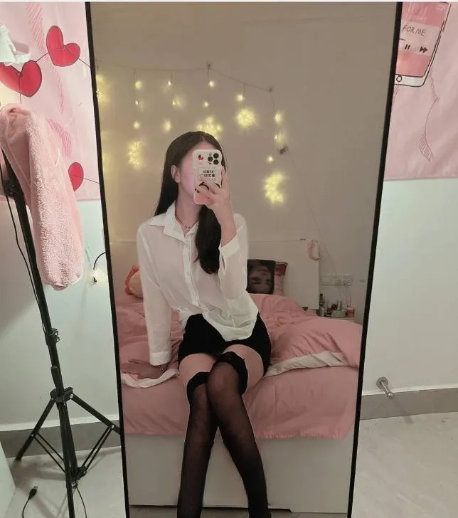 南山妹子可雯