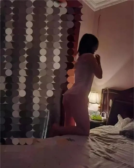 成都短发小少妇乐乐