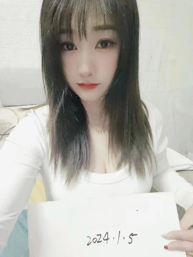 沙坪坝丰满长腿御姐