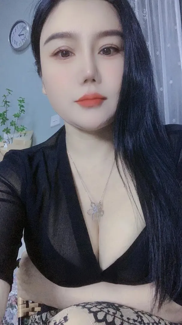 体验感很棒的少妇 