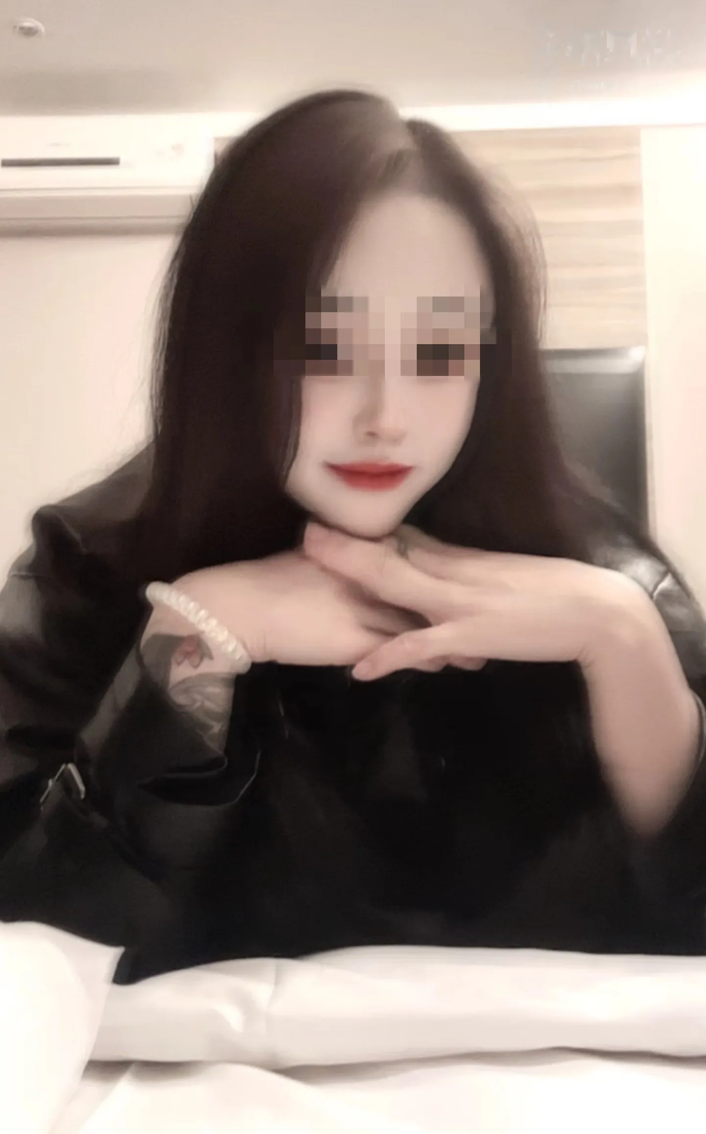 纹身妹子