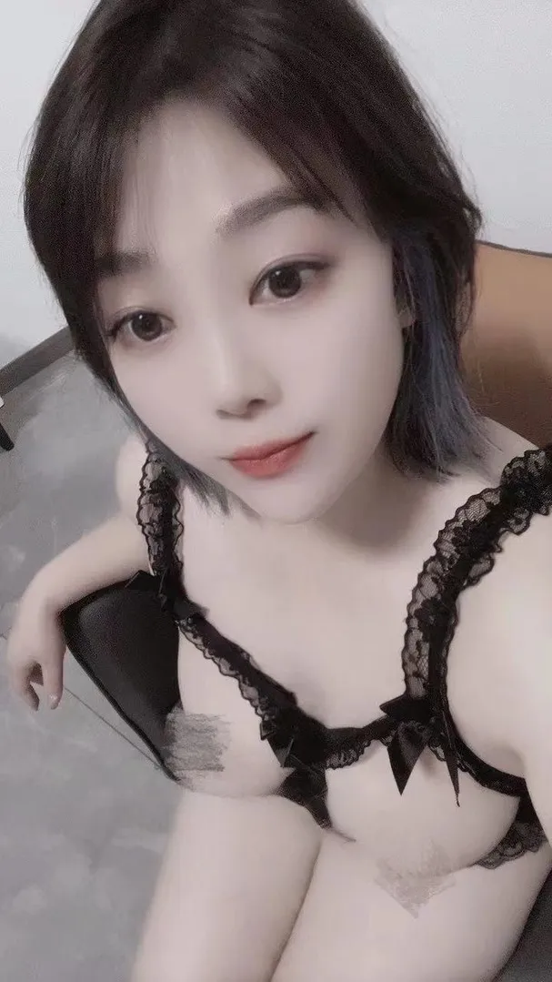 敏感大波妹