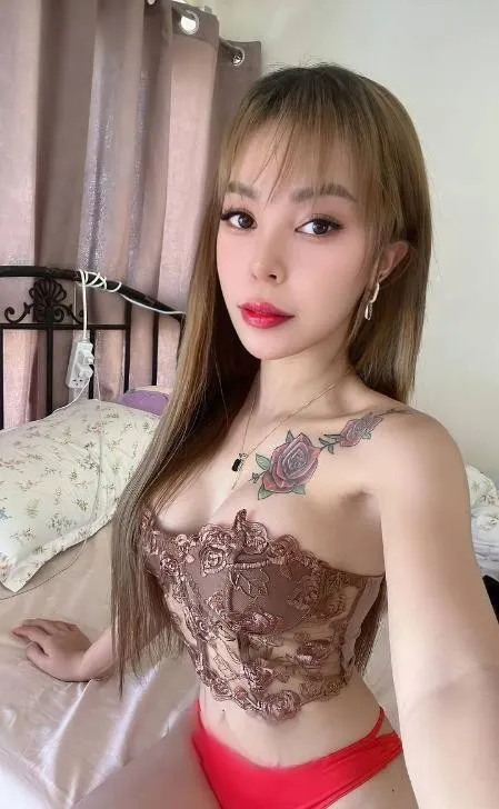 隆胸巨乳全套服务