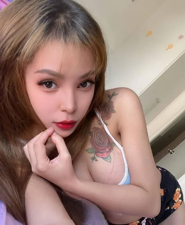 隆胸巨乳全套服务