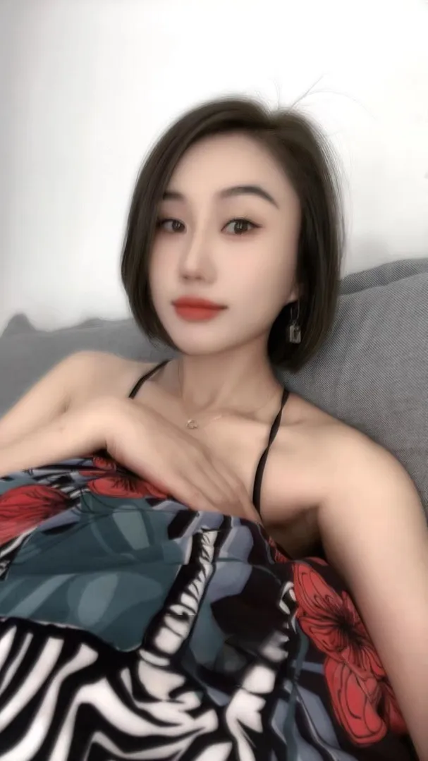 海珠漂亮小姐姐
