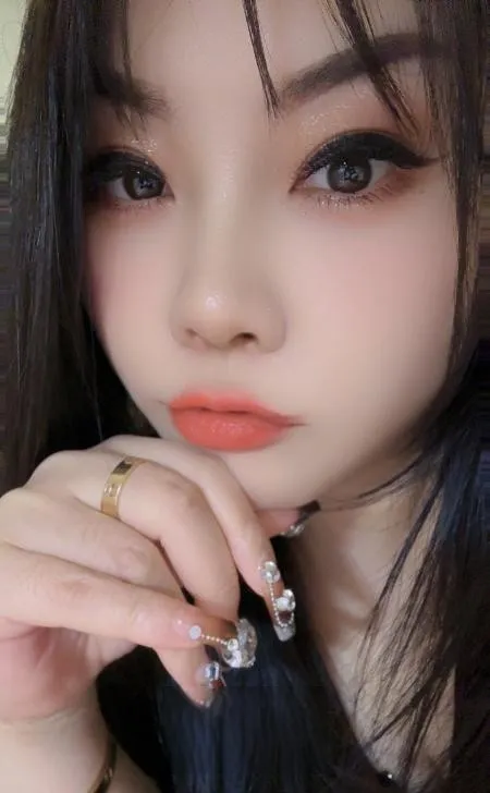 武侯破洞黑丝服务乐乐