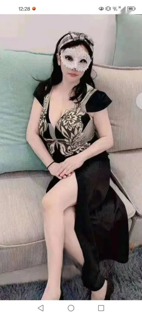 巨乳少妇