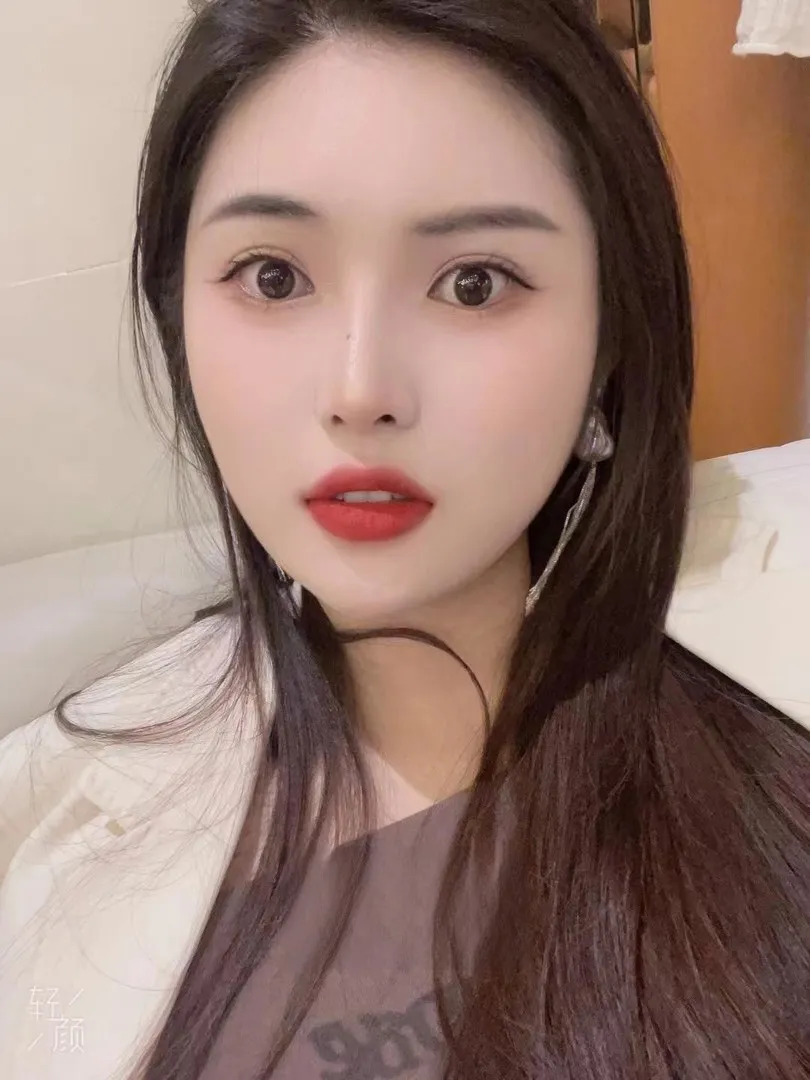 还在京，高端小姐姐3开头，