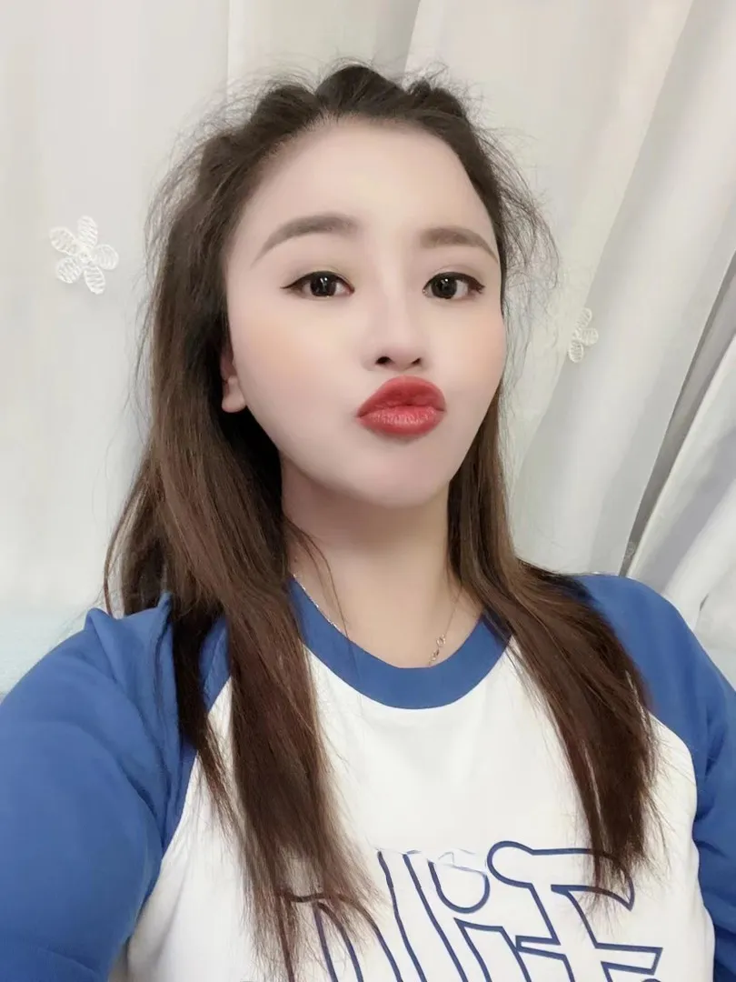 龙华区大胸妹妹