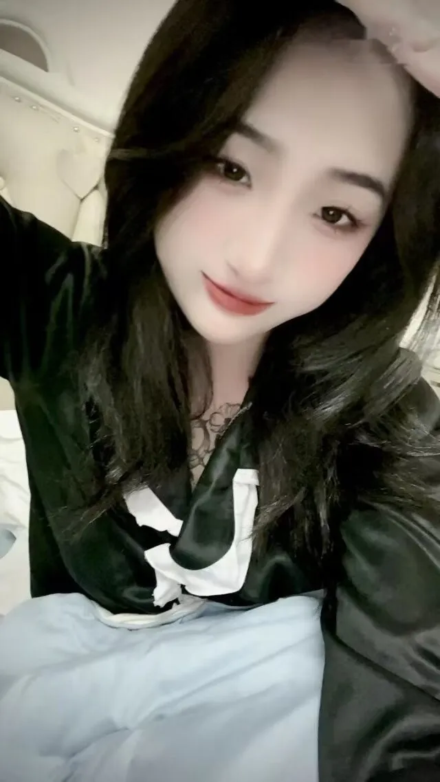 黑妹主动