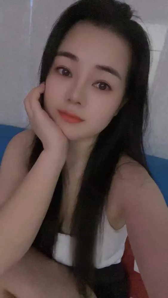 禅城性感大波妹萱儿