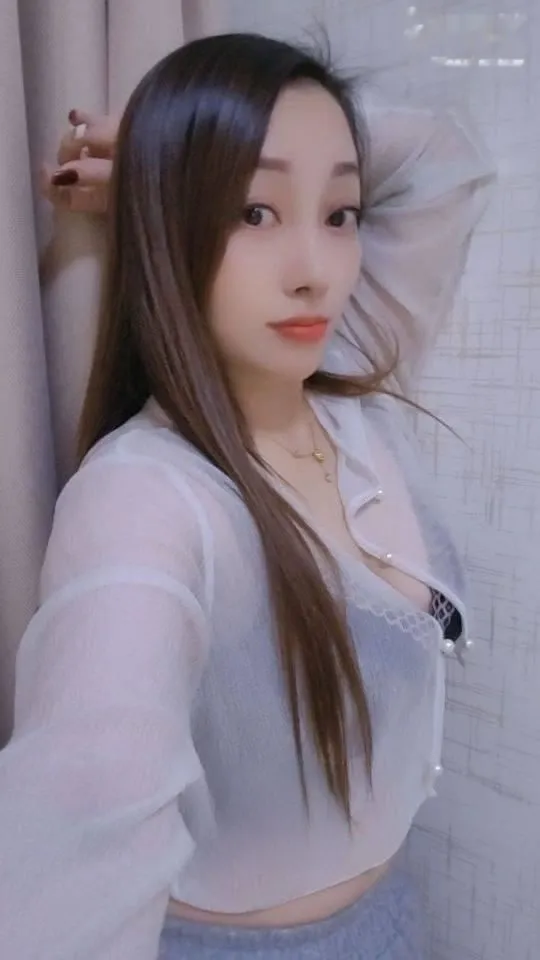 小店制服服务型露露