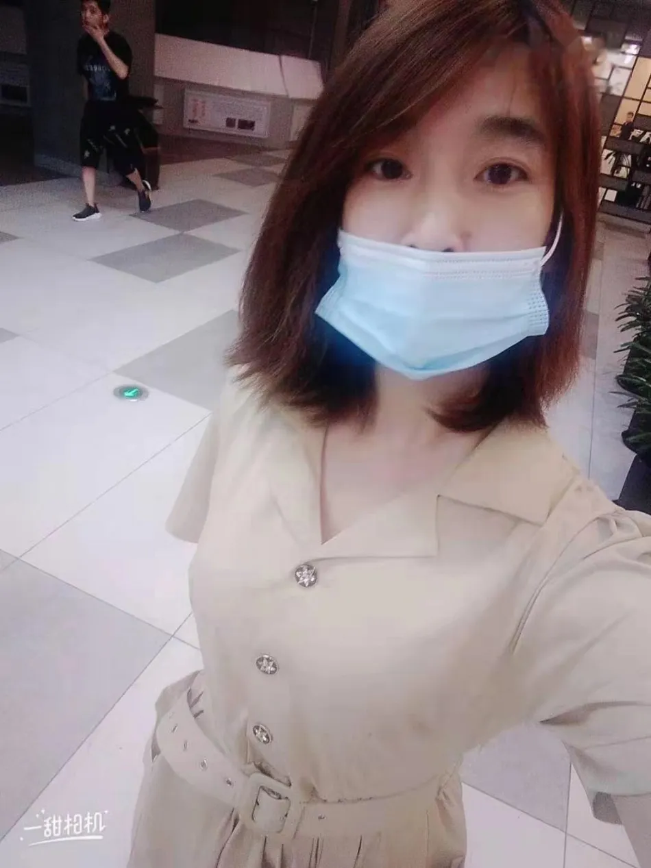 体验极品母女双飞