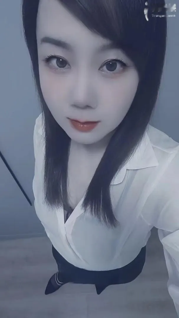 张府园大奶骚妇