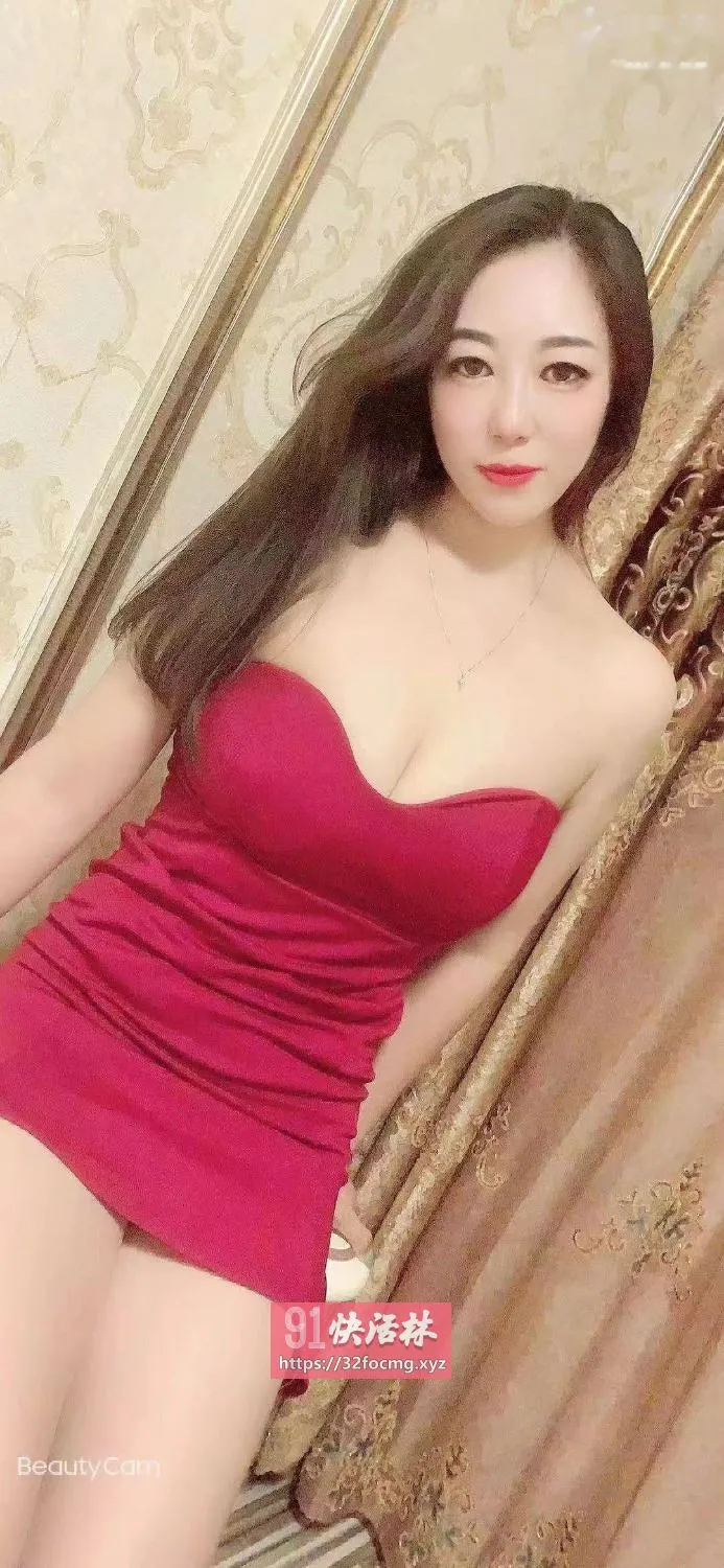 性感丰满小骚妇