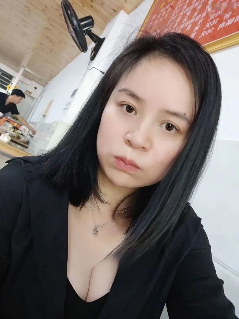 河西大奶少妇