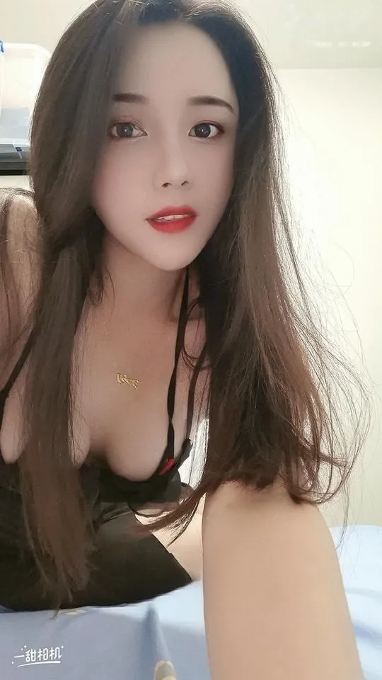 性感大奶可乐姐