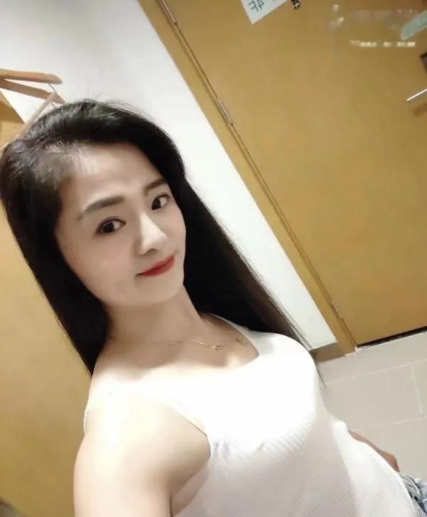 东丽小少妇
