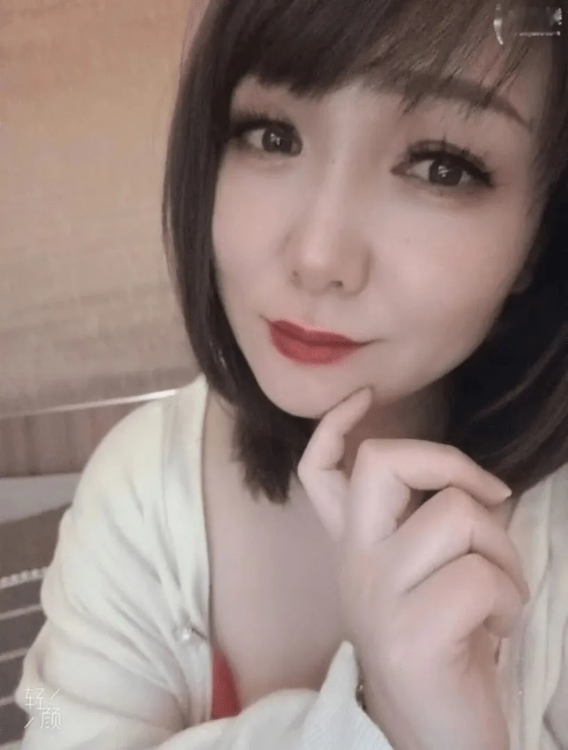 【联系方式失效】星光名座少妇验证