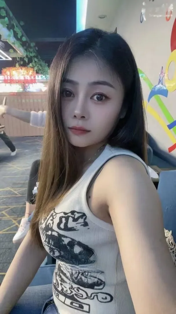 杭州妩媚性感靓女