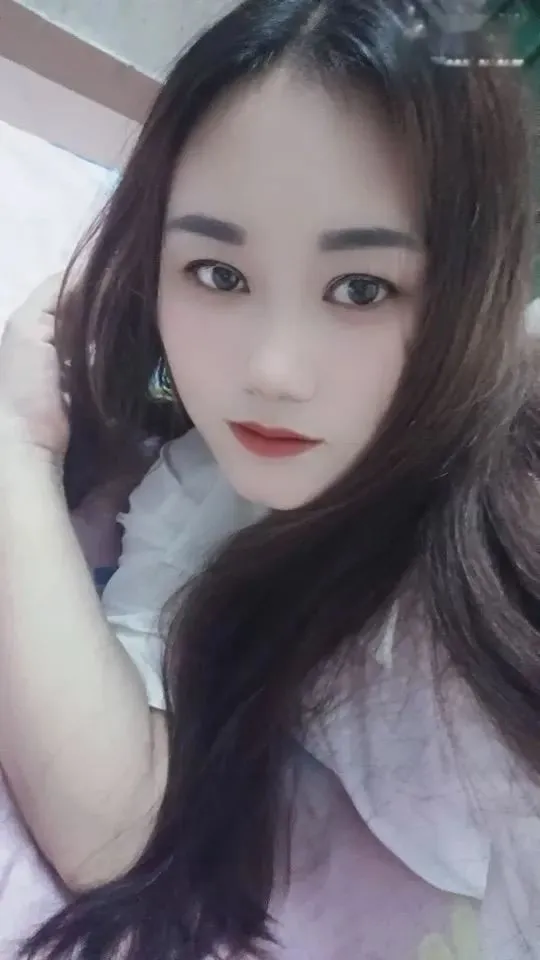 丰胸少妇