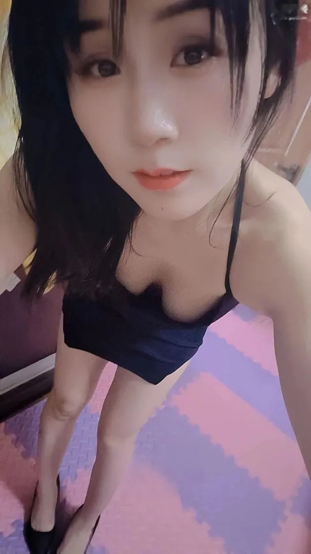 仙鹤街小少妇