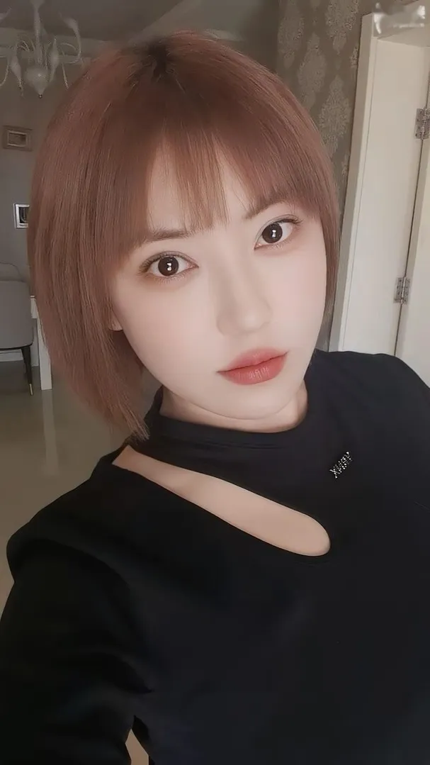 雨花佩妮