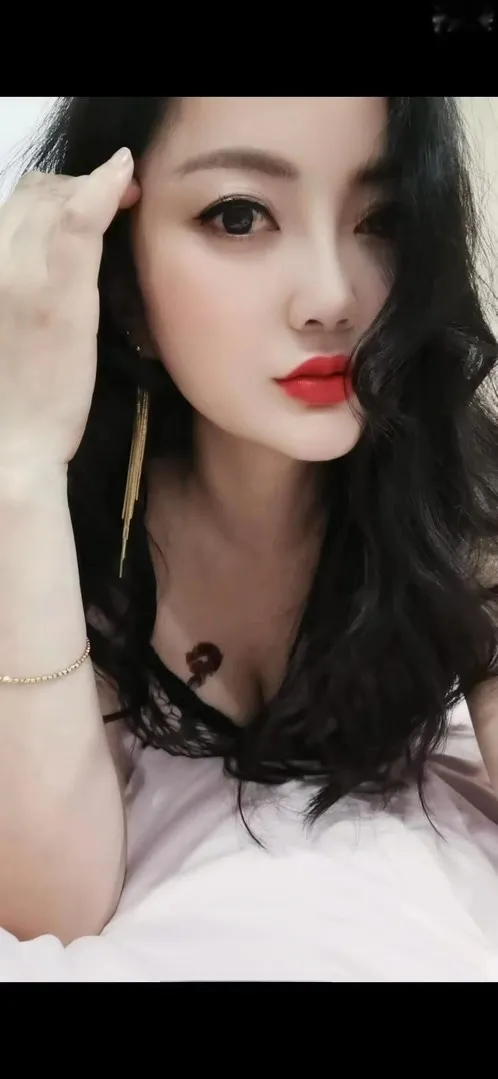 马达臀琪琪