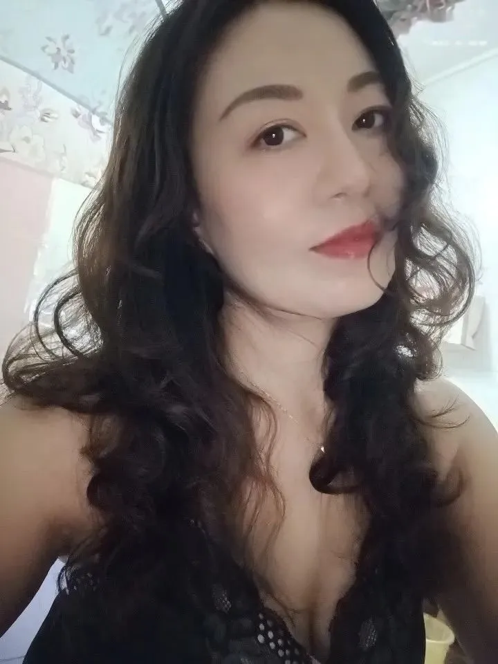 韵味少妇
