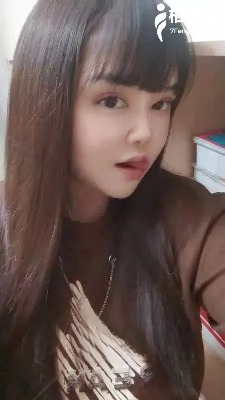 抓龙筋大奶霸