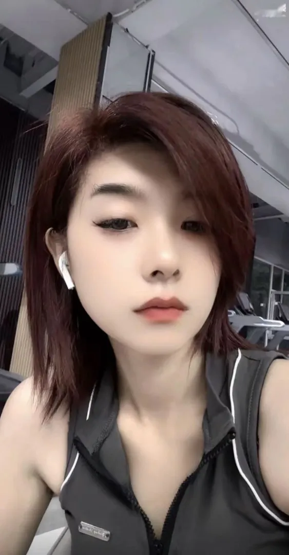 风骚颜值妹子