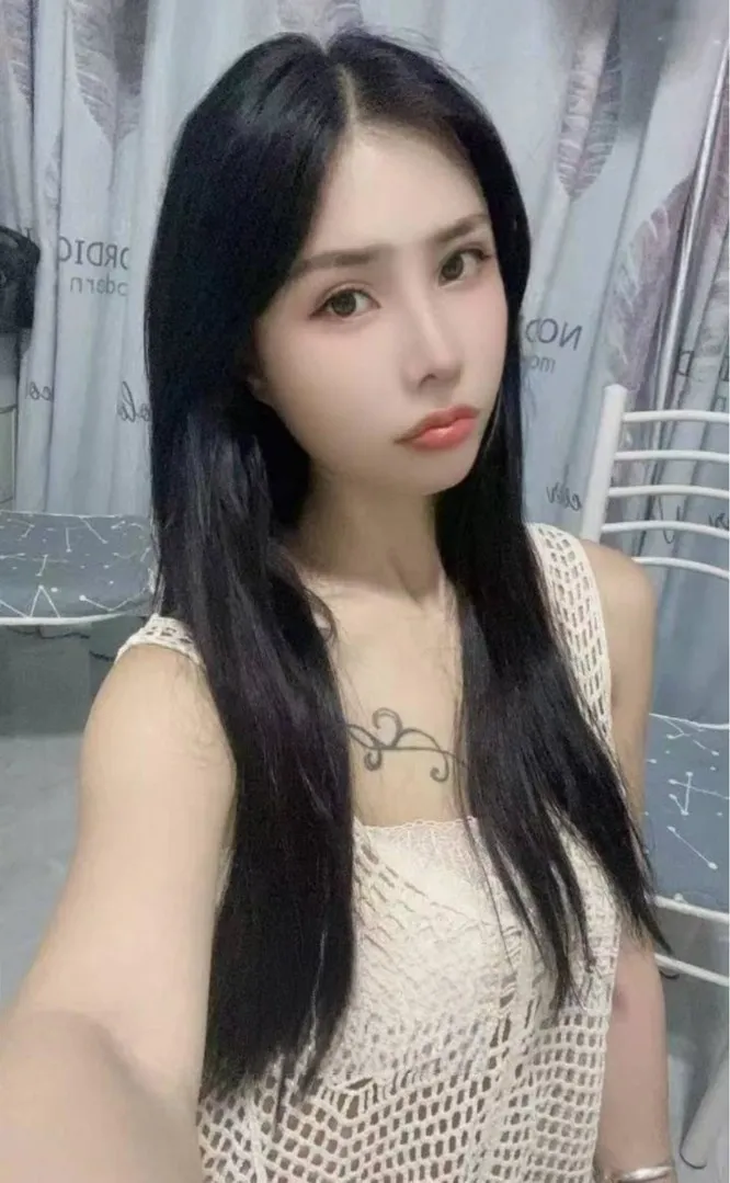 可深喉莉莉