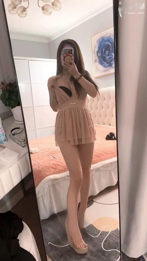 火辣身材美少妇