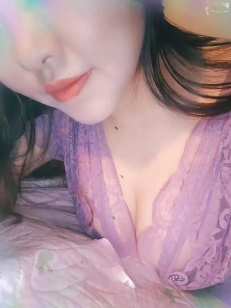 丰满诱人大白兔