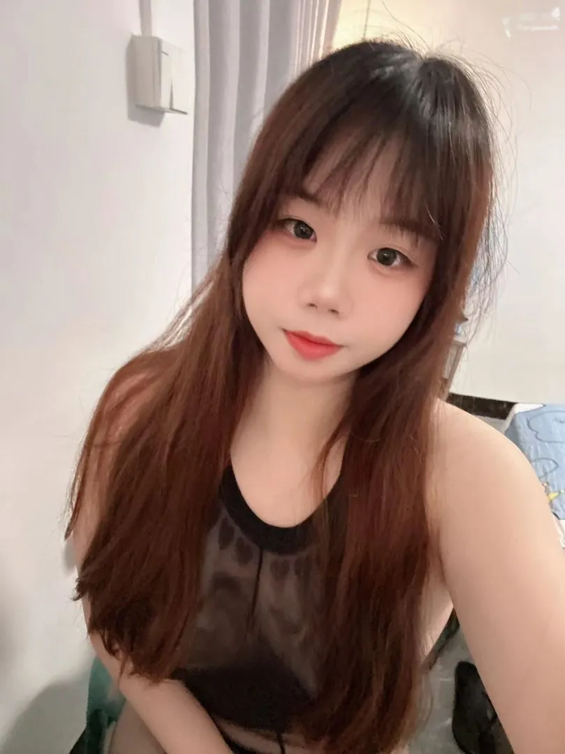 嫩妹苏苏天然大胸