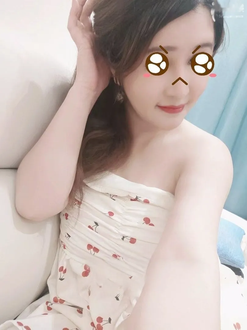 大奶骚静静