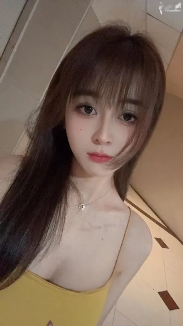 罗湖颜值超耐的笑笑