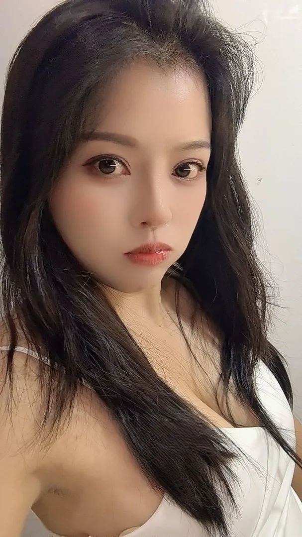 嘉禾 莫妍 年轻漂亮