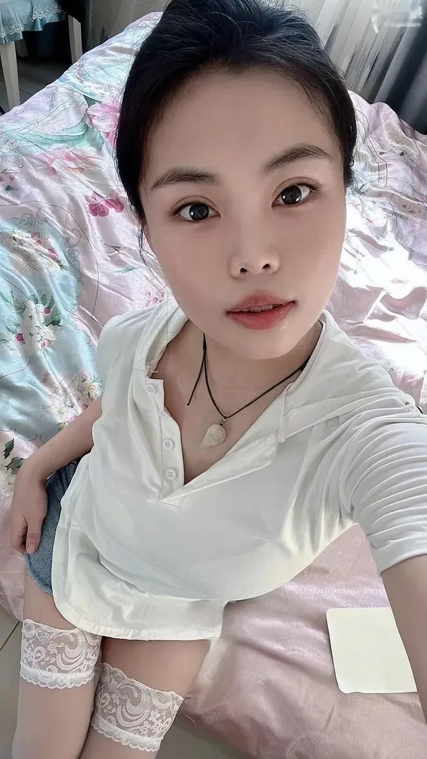 后入浪臀少妇