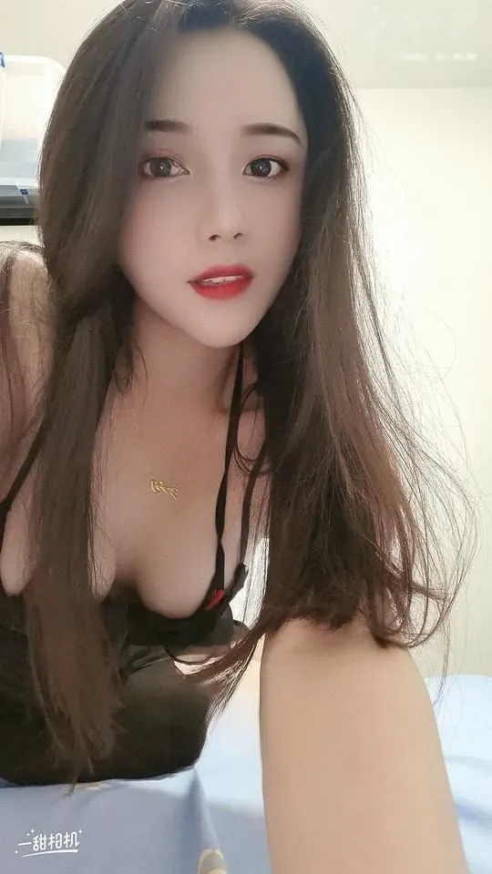 大奶活好苗条少妇