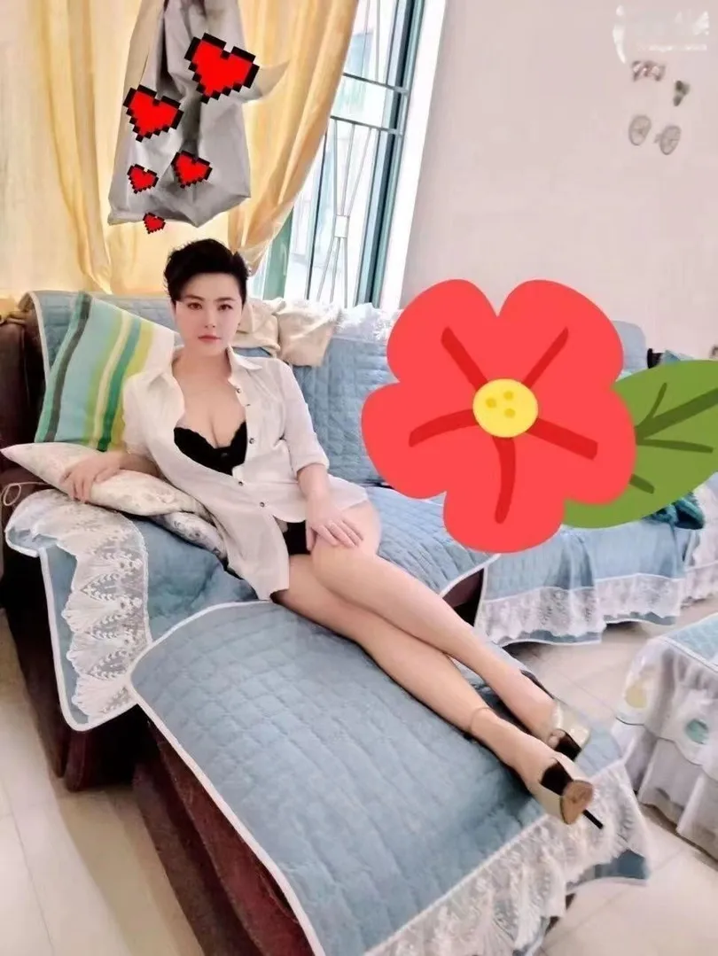 短发女人