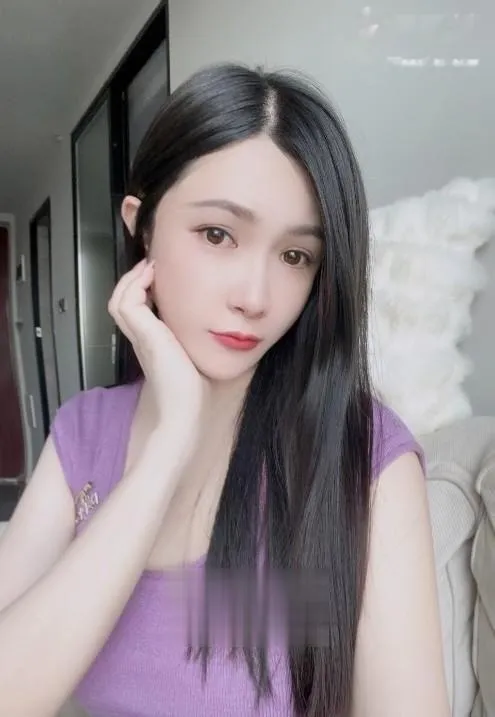 身材敏感易高潮妹子