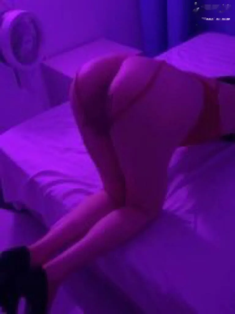 大屁股莉莉
