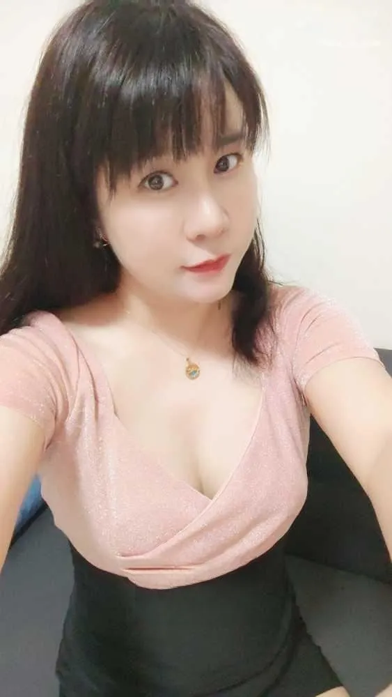 上城白嫩大奶少妇