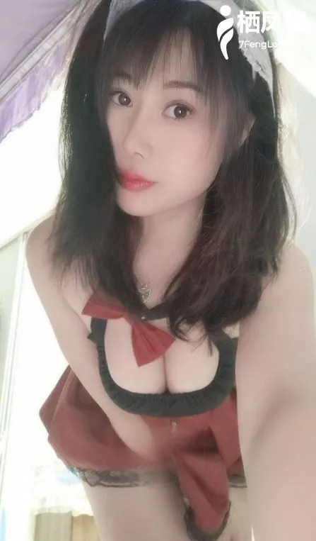 性感丰满大奶妹子