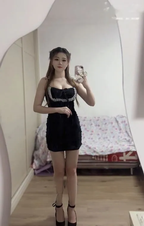 风骚迷人御姐
