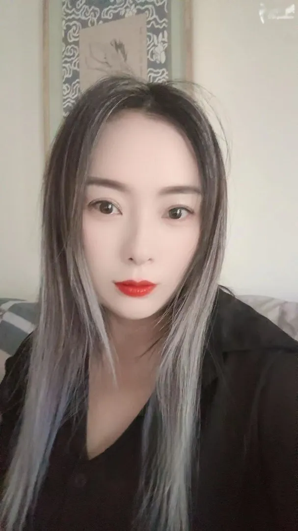 古典风骚女小雪